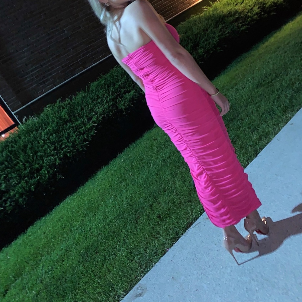 Dress - Picture 2 of 3